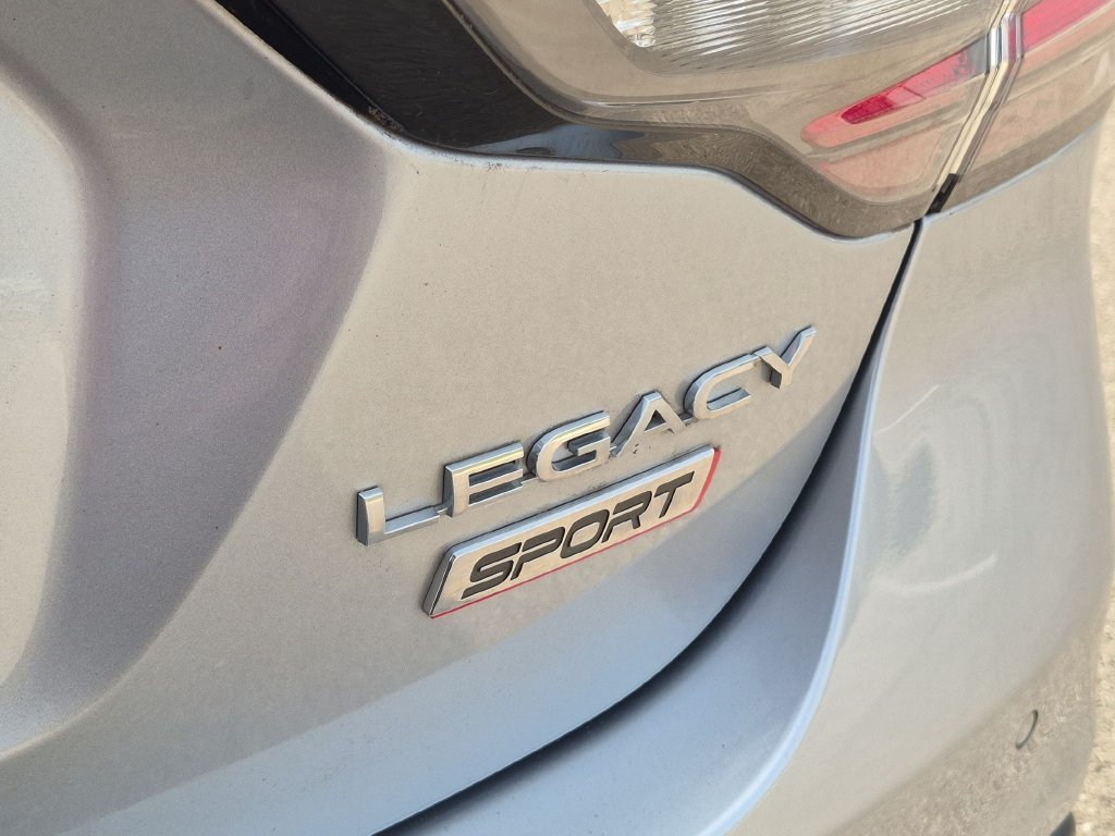 Used 2021 Silver Subaru 2.5i Sport image 29
