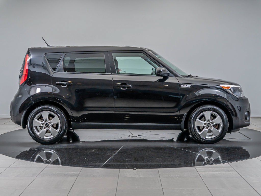 Used 2017 Shadow Black Kia  image 11