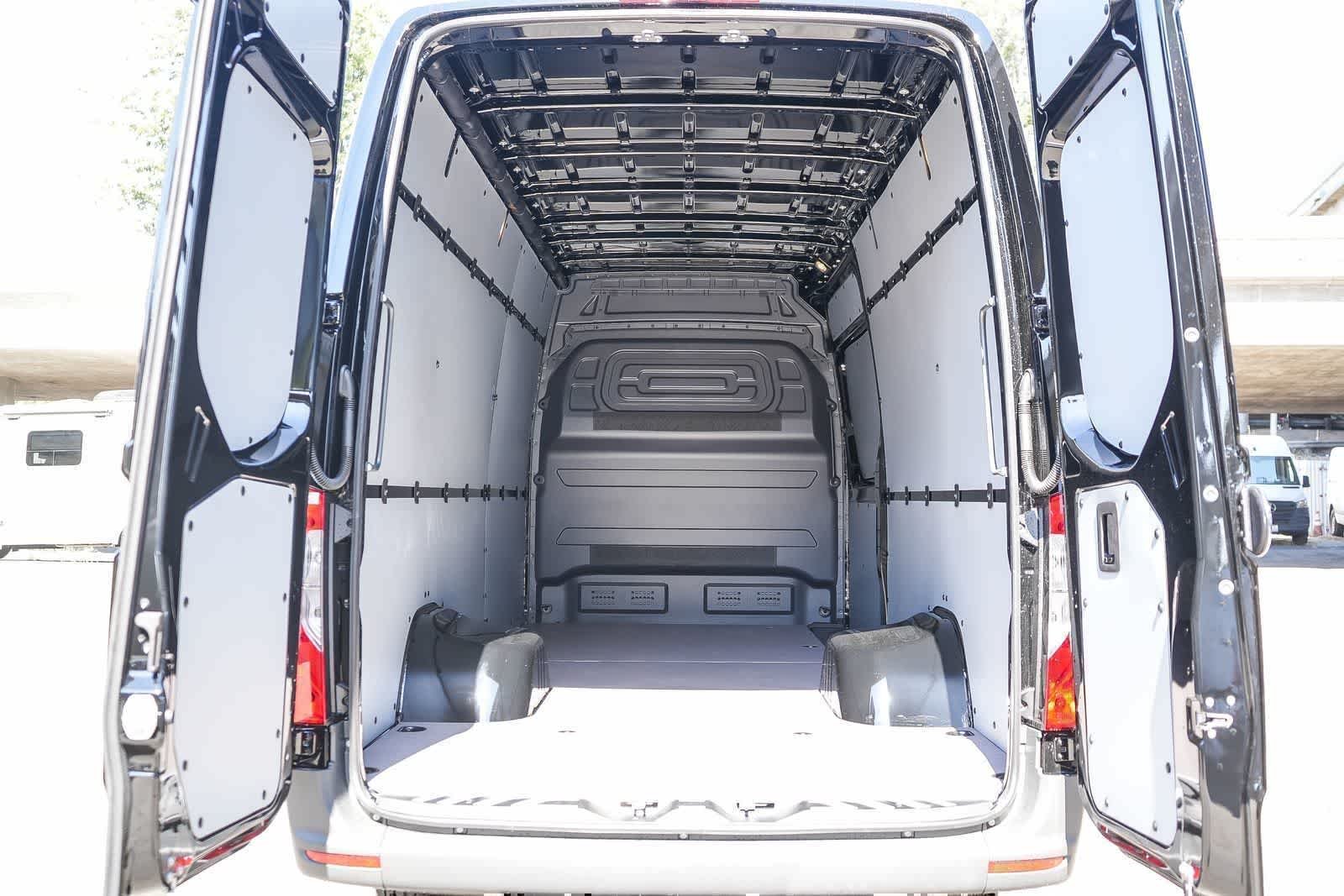 New 2026 Jet Black Mercedes-Benz Cargo 170WB High Roof Dually AWD 2.0L I4 Diesel Tu image 28