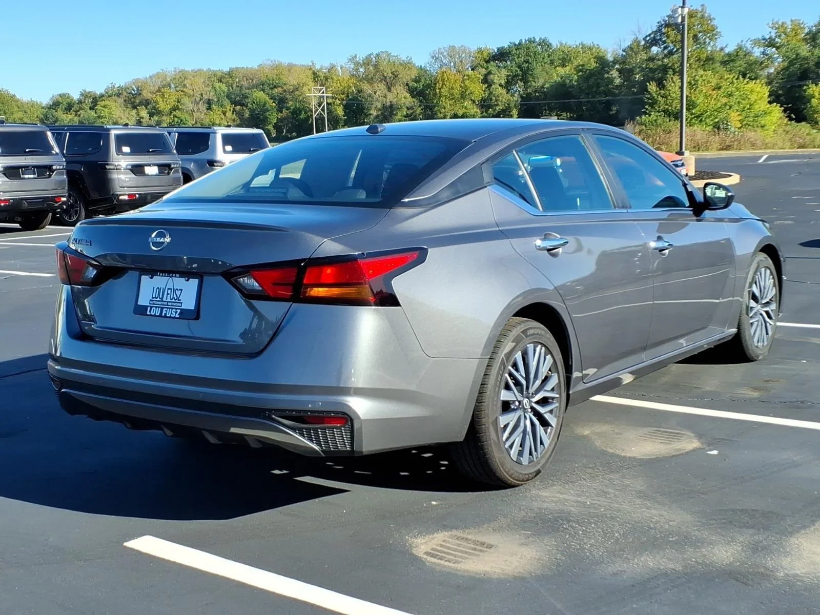 Used 2025 Gun Metallic Nissan SV image 26