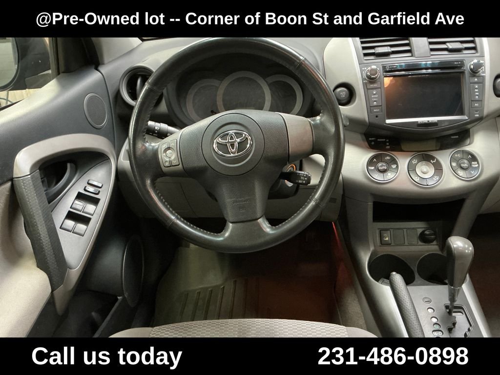 Used 2006 Black Toyota Limited image 17