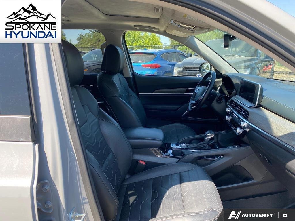 Used 2022 Wolf Gray Kia SX image 25