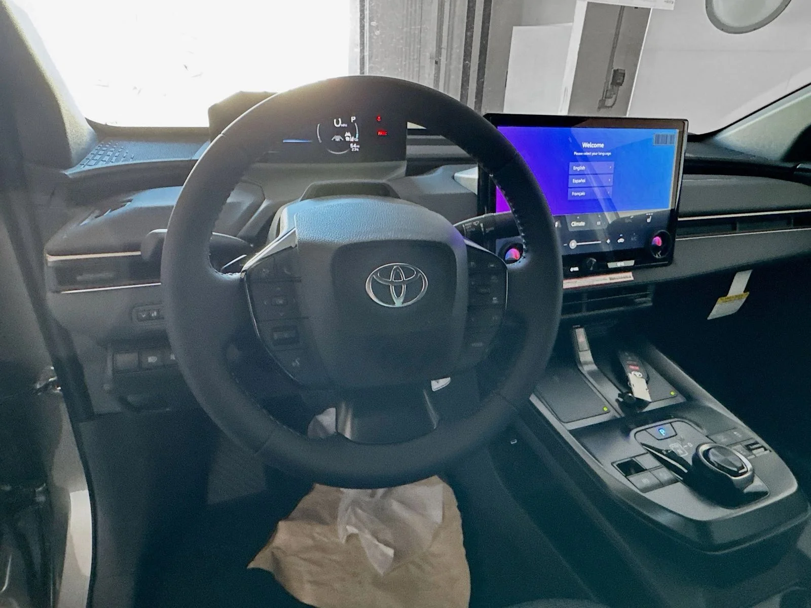 2026 Toyota bZ XLE - Photo 7