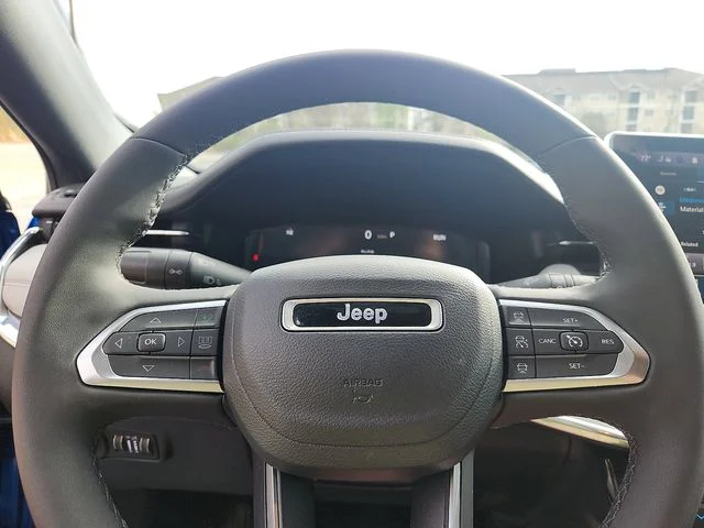 Used 2023 Blue Jeep Limited image 19