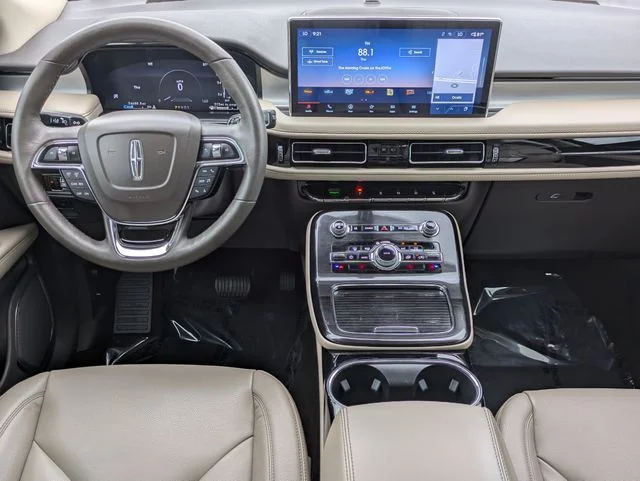 Used 2022 Blue Lincoln Standard image 15