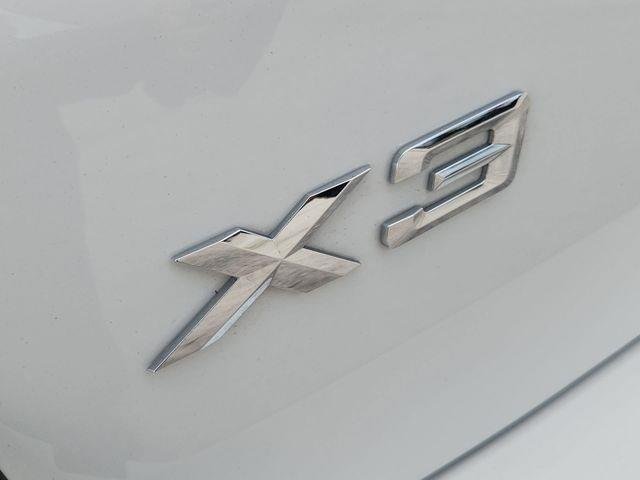 Used 2019 White BMW sDrive30i image 32