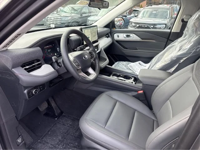 New 2026 Carbonized Gray Metallic Ford Active image 11