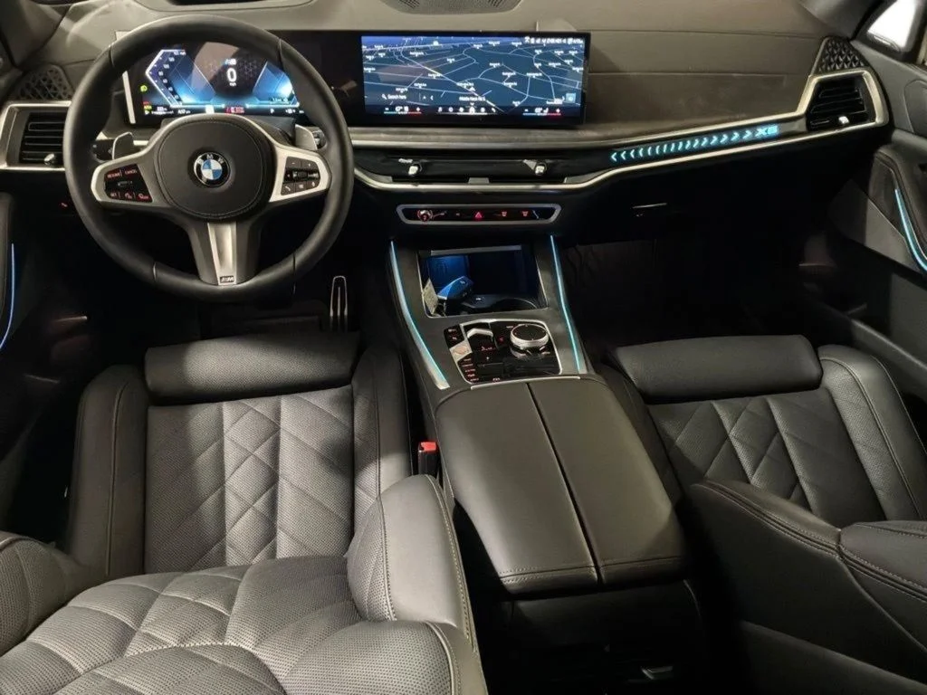 Used 2026 Gray BMW xDrive40i image 10