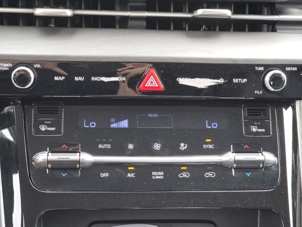 2022 Kia Carnival SX - Photo 37
