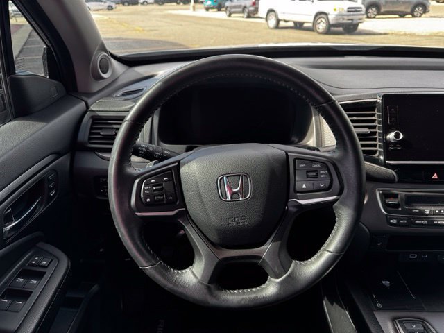 Used 2025  Honda RTL image 14