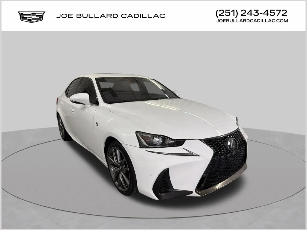 2020 Lexus IS