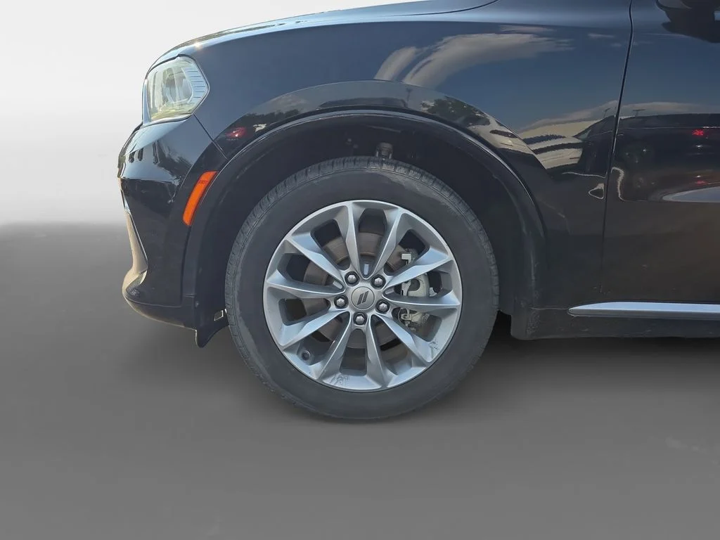 Used 2022 DB Black Crystal Clearcoat Dodge SXT image 13