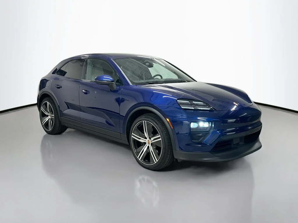 Used 2025 Blue Porsche 4S image 7