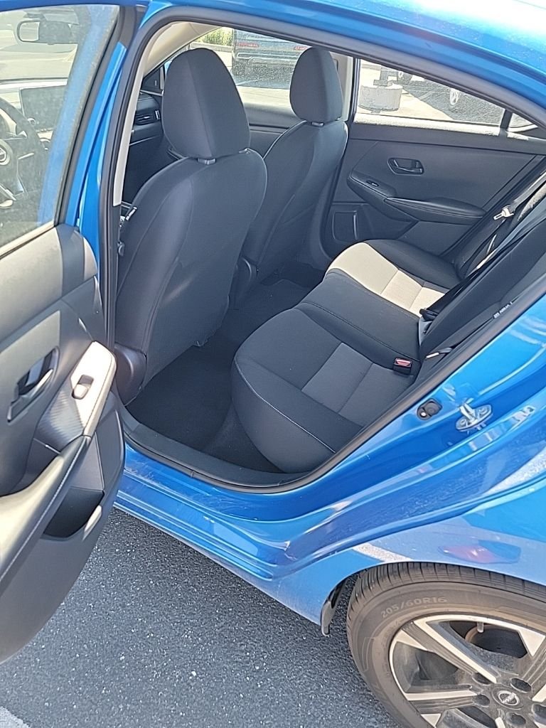 Used 2024 Blue Nissan SV image 7