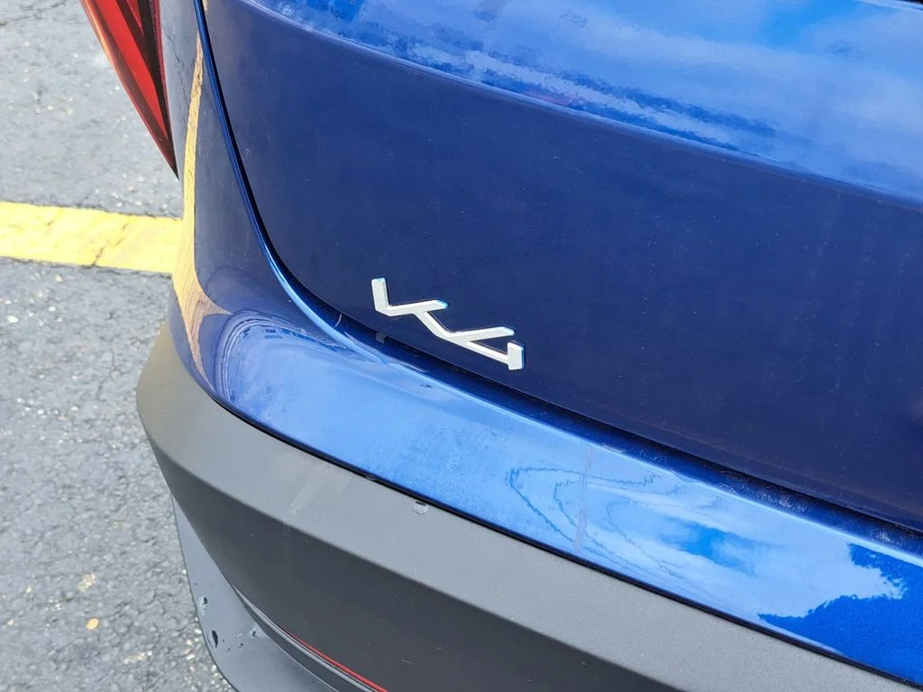 Used 2025 Blue Kia LXS image 8