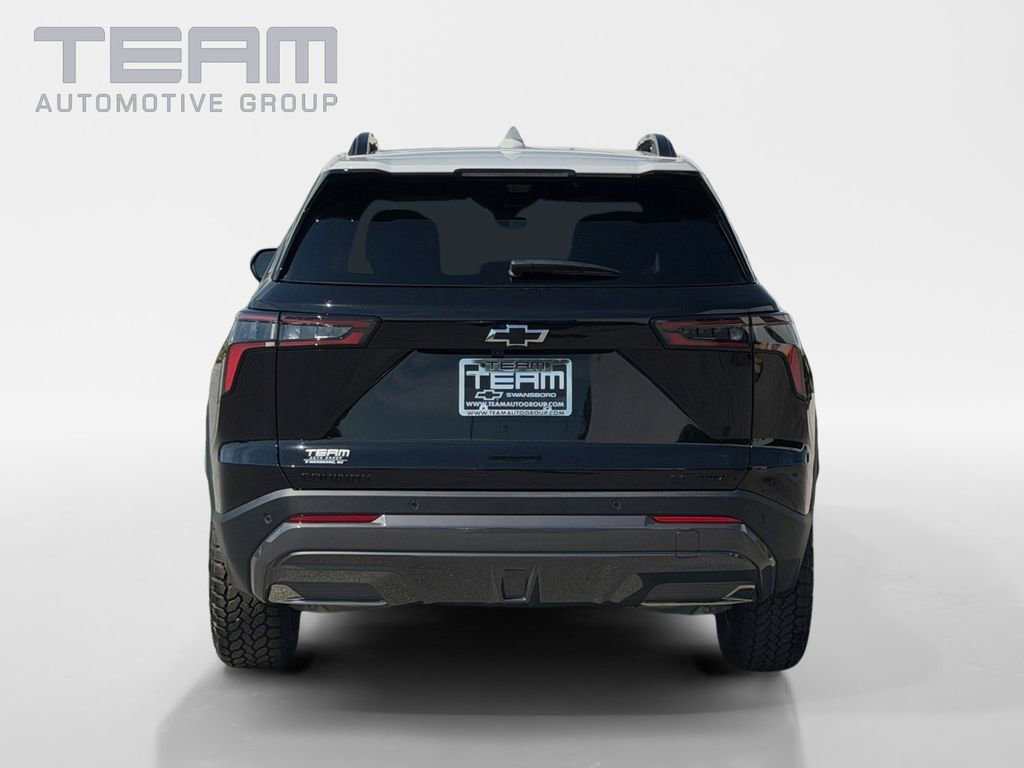 New 2026 Mosaic Black Metallic Chevrolet ACTIV image 6