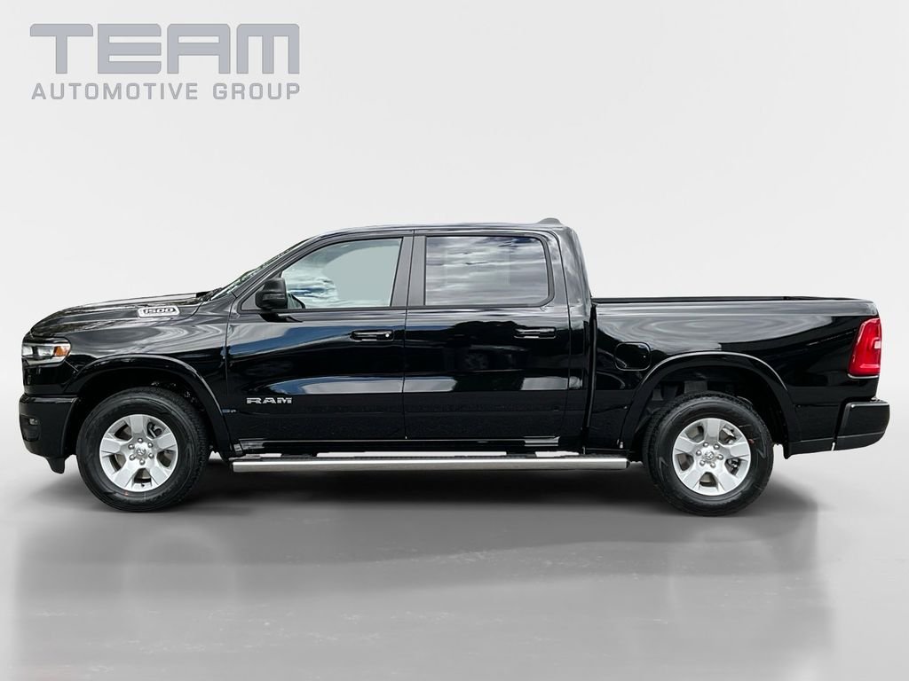 New 2026 Diamond Black Crystal Pearlcoat RAM Big Horn/Lone Star image 4