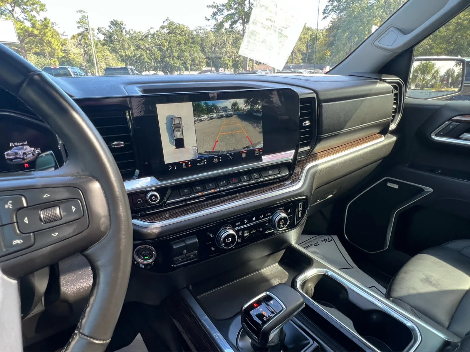 Used 2025 Downpour Metallic GMC Elevation image 17