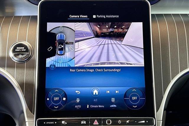 New 2026 MANUFAKTUR Moonlight White Metallic Mercedes-Benz GLC 300 image 43