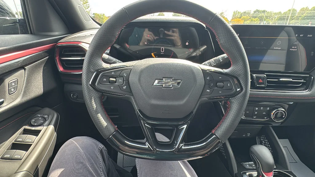 New 2026 Mosaic Black Metallic Chevrolet LT image 26