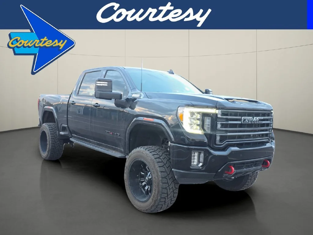 Used 2022 ONYX BLACK GMC AT4 image 1