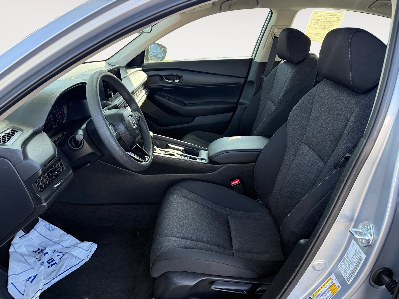 Used 2025 Solar Silver Metallic Honda LX image 10