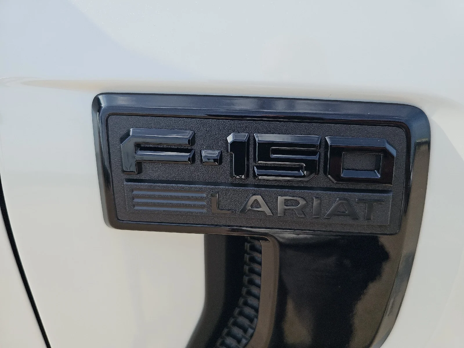 New 2026 Star White Metallic Tri-Coat Ford Lariat® image 5