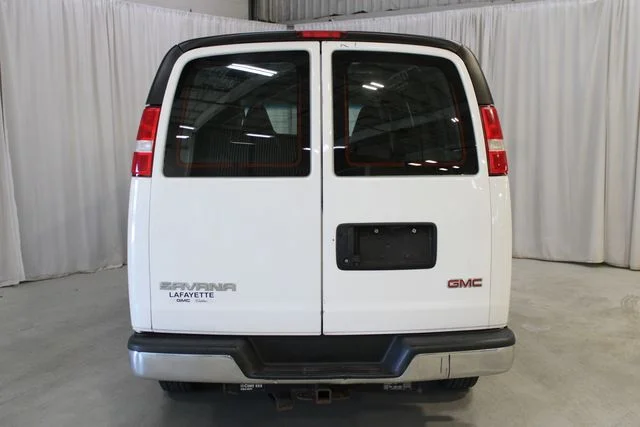 Used 2018 White GMC Work Van image 31