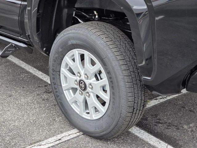 2026 Toyota Tacoma SR5 - Photo 6