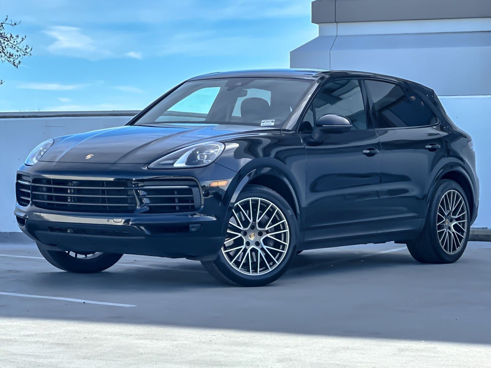 2023 Porsche Cayenne Base