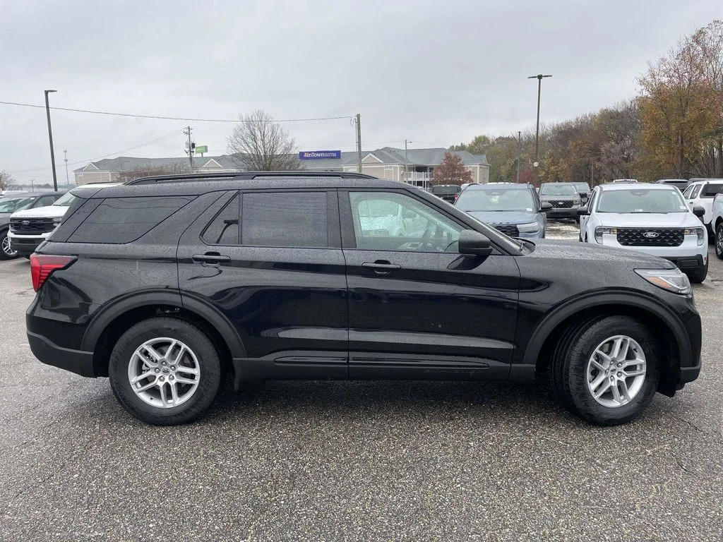 New 2026 Black Ford Active image 2