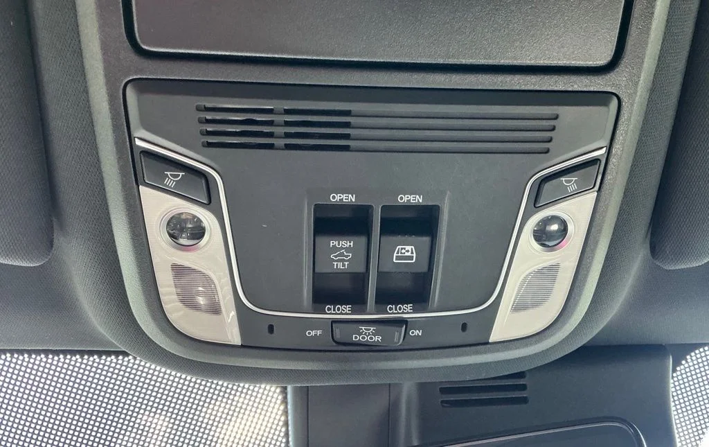 Used 2025  Honda TrailSport image 52