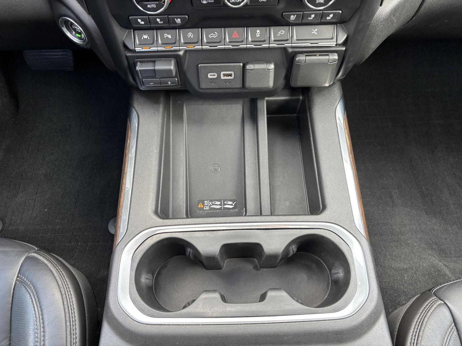 Used 2019 Cajun Red Tintcoat Chevrolet High Country image 13