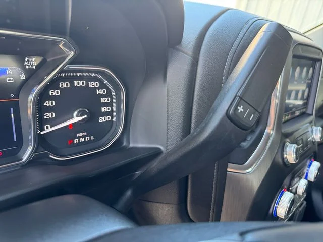 Used 2022 Black GMC Denali image 18