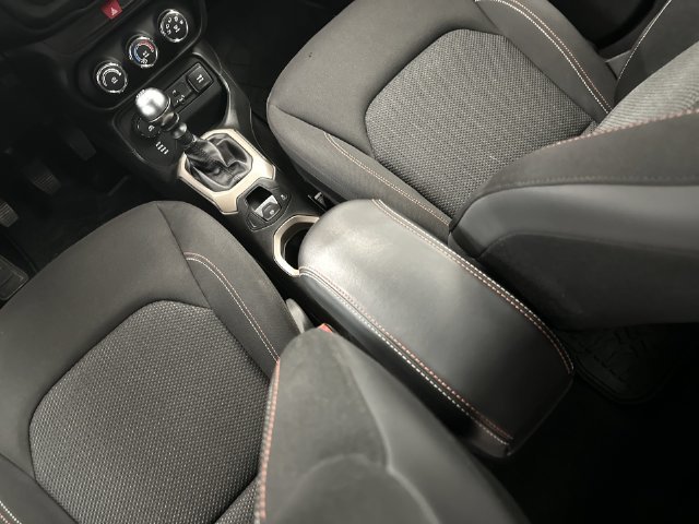 Used 2016 Green Jeep Latitude image 26