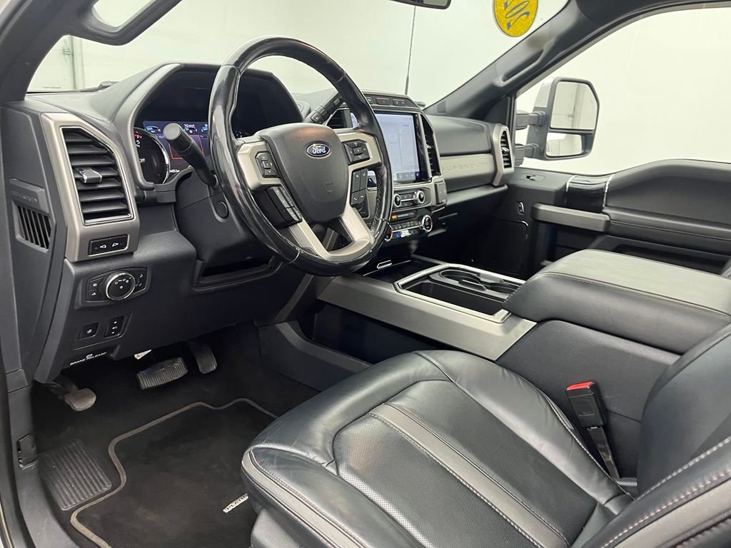 Used 2022 White Metallic Ford Platinum Lifted Truck image 16