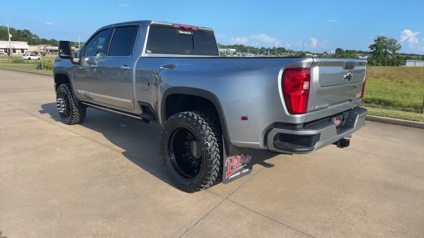 New 2026 Sterling Gray Metallic Chevrolet High Country image 7