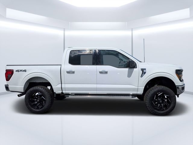 Used 2025 White Ford XLT image 2
