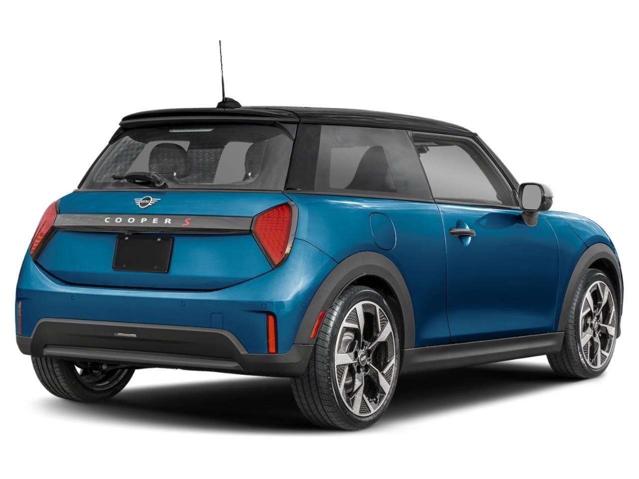New 2026 Blue Metallic MINI Signature Plus image 10