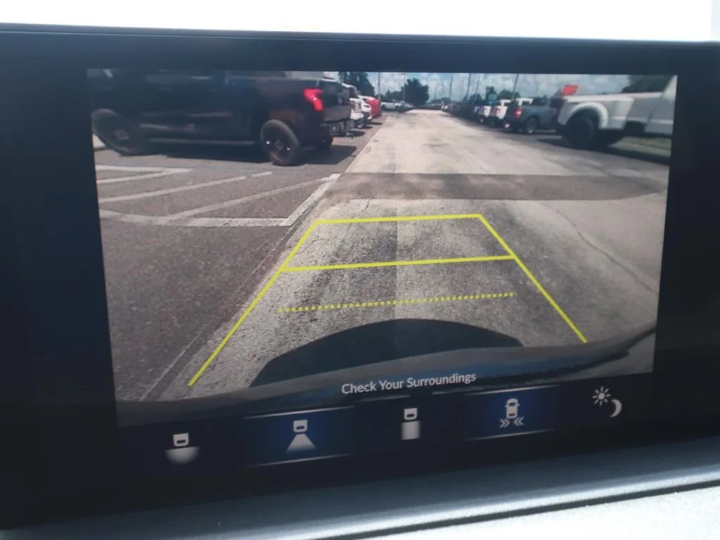 Used 2023 Silver Acura Technology image 6