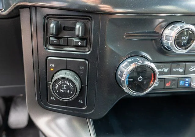 New 2026 Agate Black Metallic Ford Lariat® image 20