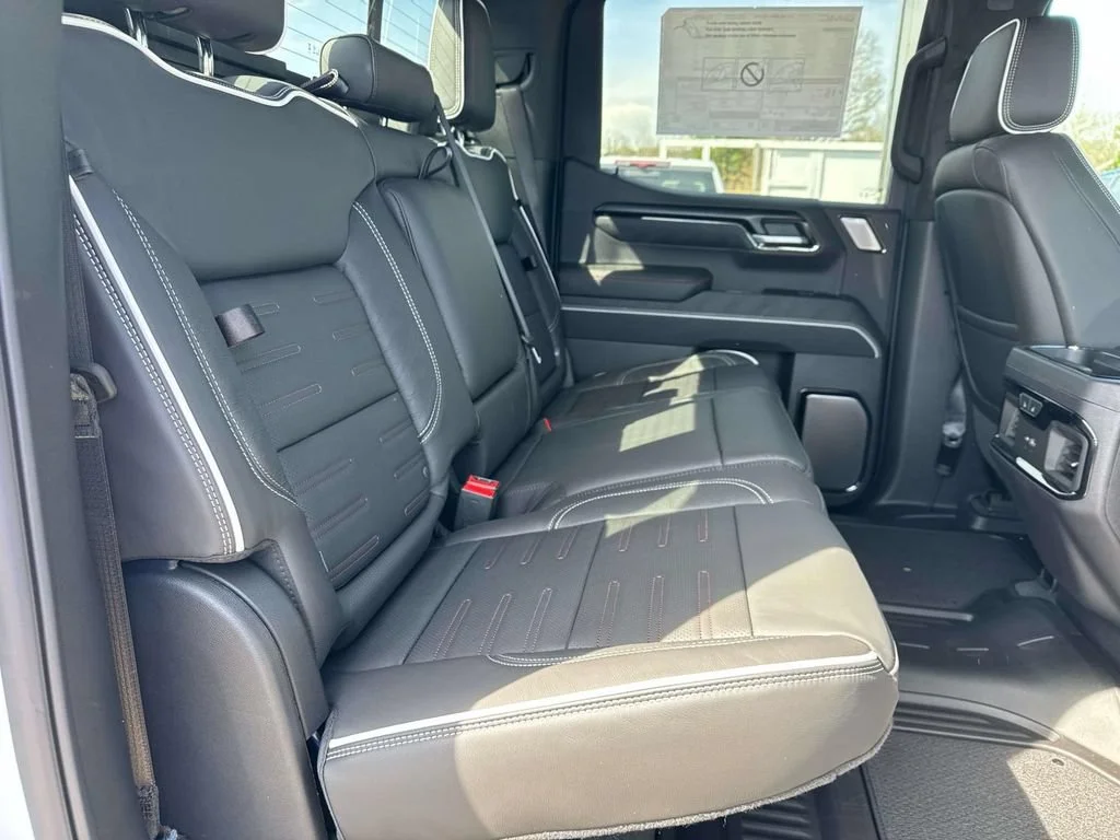 2026 GMC Sierra 1500 AT4X - Photo 22