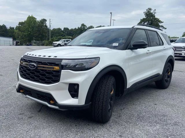 New 2026 White Ford Tremor image 6