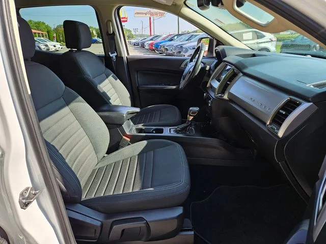 Used 2022 White Ford XLT image 18