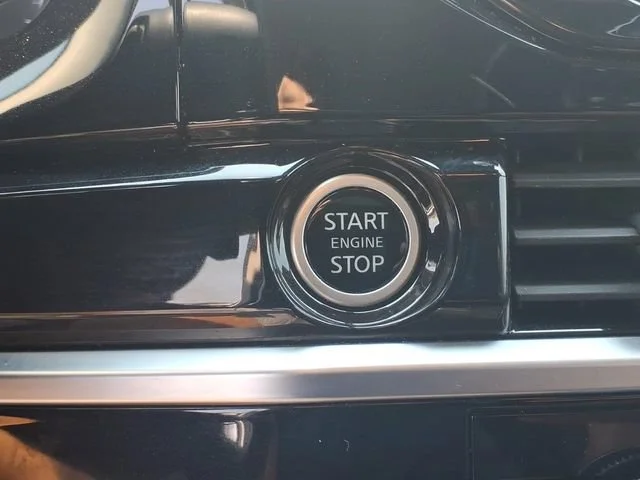 Used 2024  Nissan SV image 10