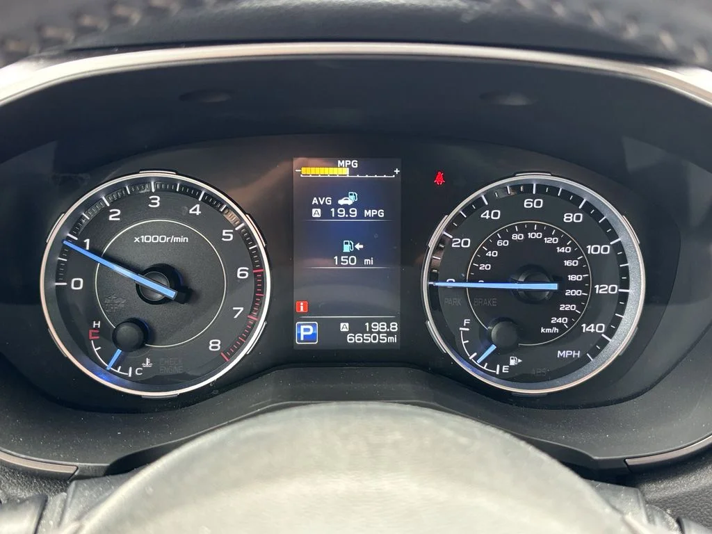 Used 2022 White Subaru Touring image 24