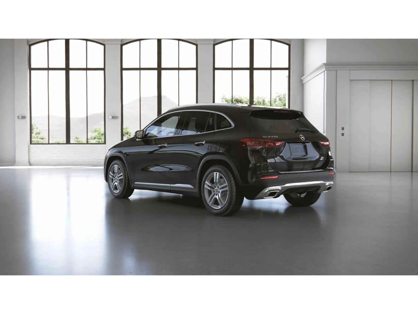 Used 2021 Night Black Mercedes-Benz GLA 250 image 29