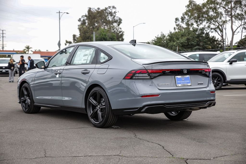 New 2025 Urban Gray Pearl Honda Sport-L image 10