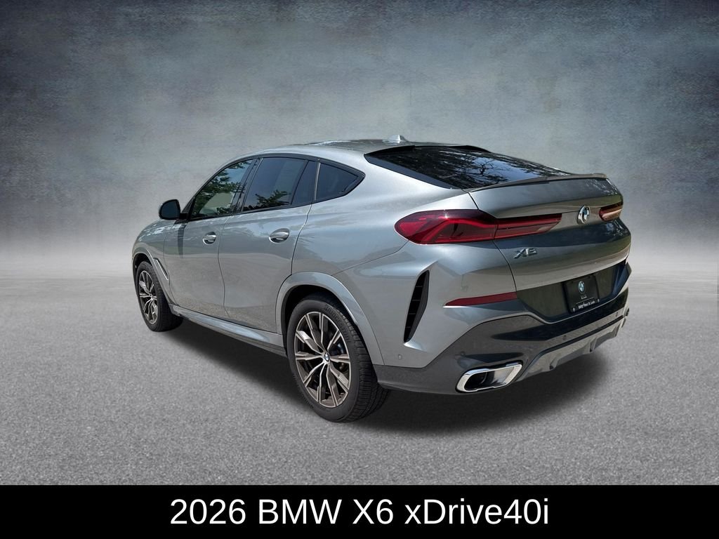 Used 2026 Gray BMW xDrive40i image 3