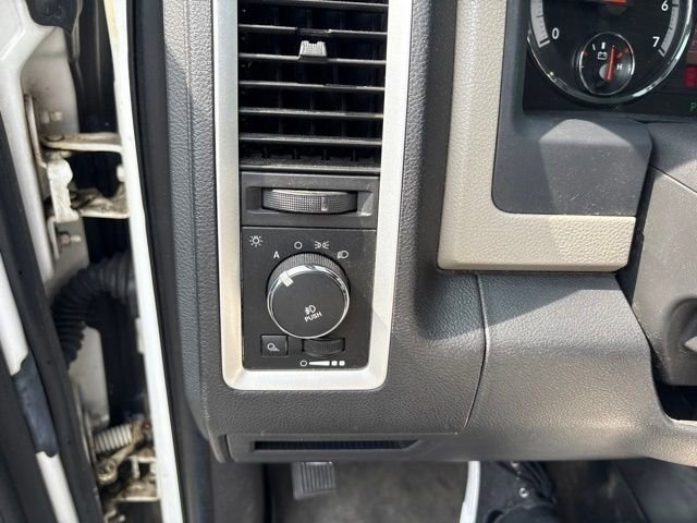 Used 2010 Bright White Clearcoat/Mineral Gray Metallic CC Ram SLT image 16